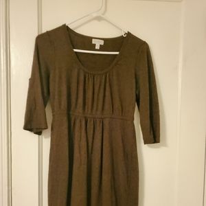 A Pea in the Pod Maternity Dress